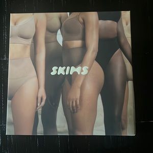 New in Box SKIMS Core Control Brief. Color Mica/Nude. Size 2XL/3XL (14/16)